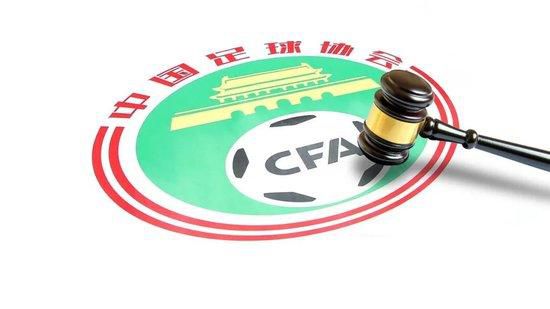 国产青草亚洲香蕉精品久久